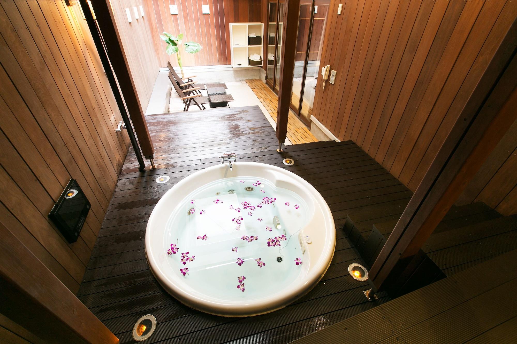 Hotel Atlantis (Adults Only) Osaka Exterior photo